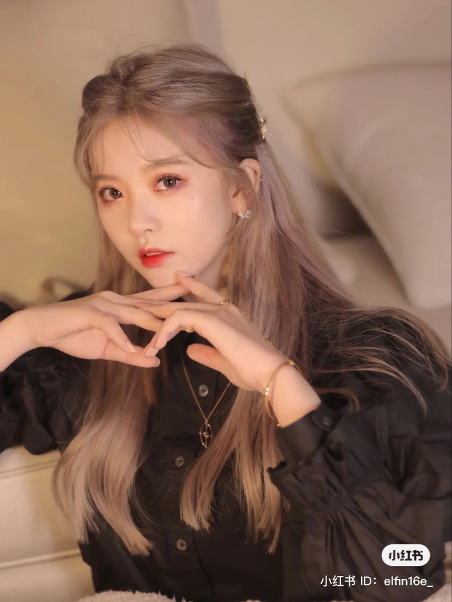 Từ “Chị Ơi” Đến “Anh Yêu Em”